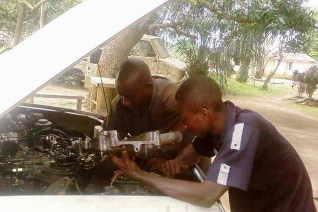 Centre entretien automobile en Afrique