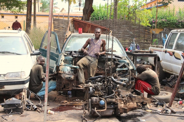 Centre entretien automobile en Afrique